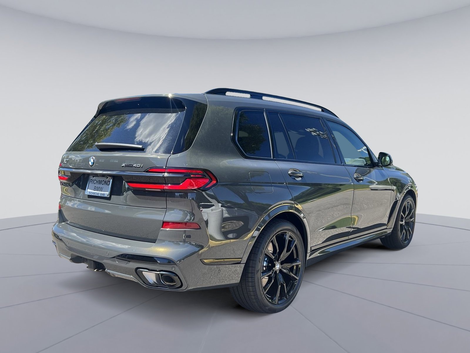 New 2026 BMW X7 xDrive40i w/ M Sport Package image 5