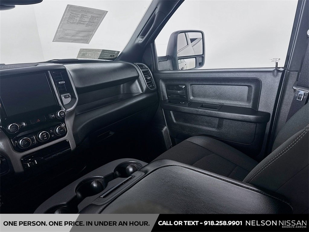 Used 2024 RAM 2500 Tradesman w/ Chrome Appearance Group image 22