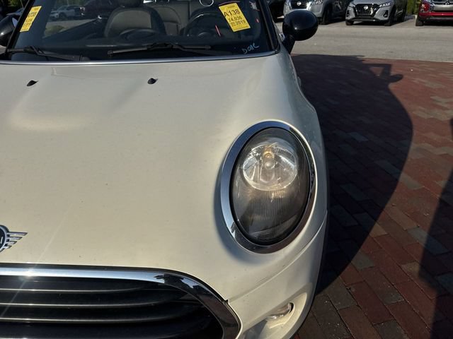 Used 2019 MINI Cooper Convertible w/ Signature Upholstery Package FWD image 23