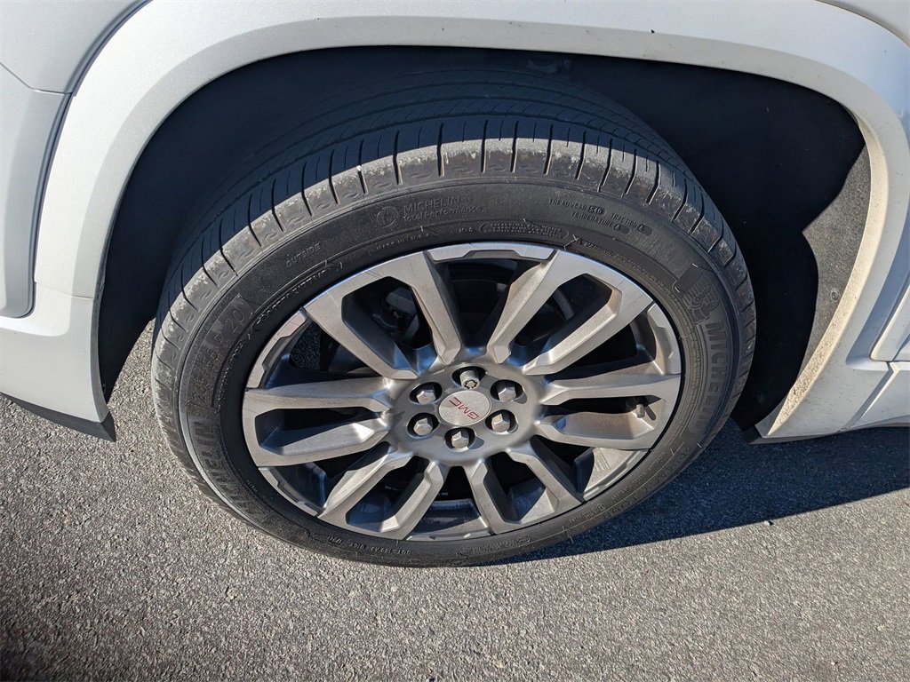 Used 2020 GMC Acadia Denali w/ Technology Package image 3