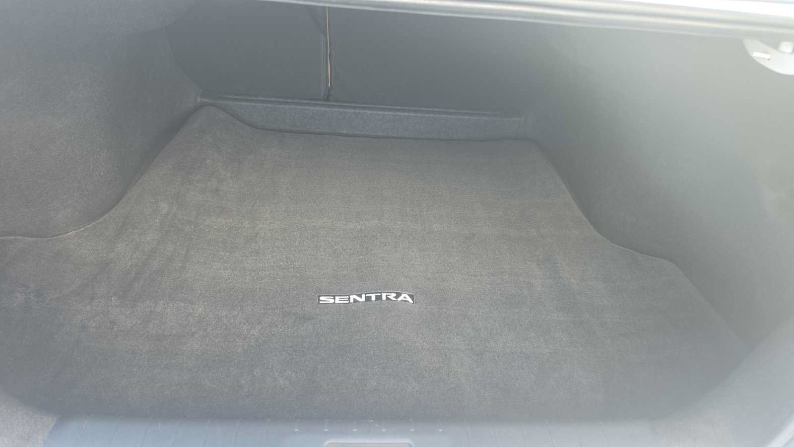 Used 2023 Nissan Sentra SV w/ SV Premium Package FWD image 17