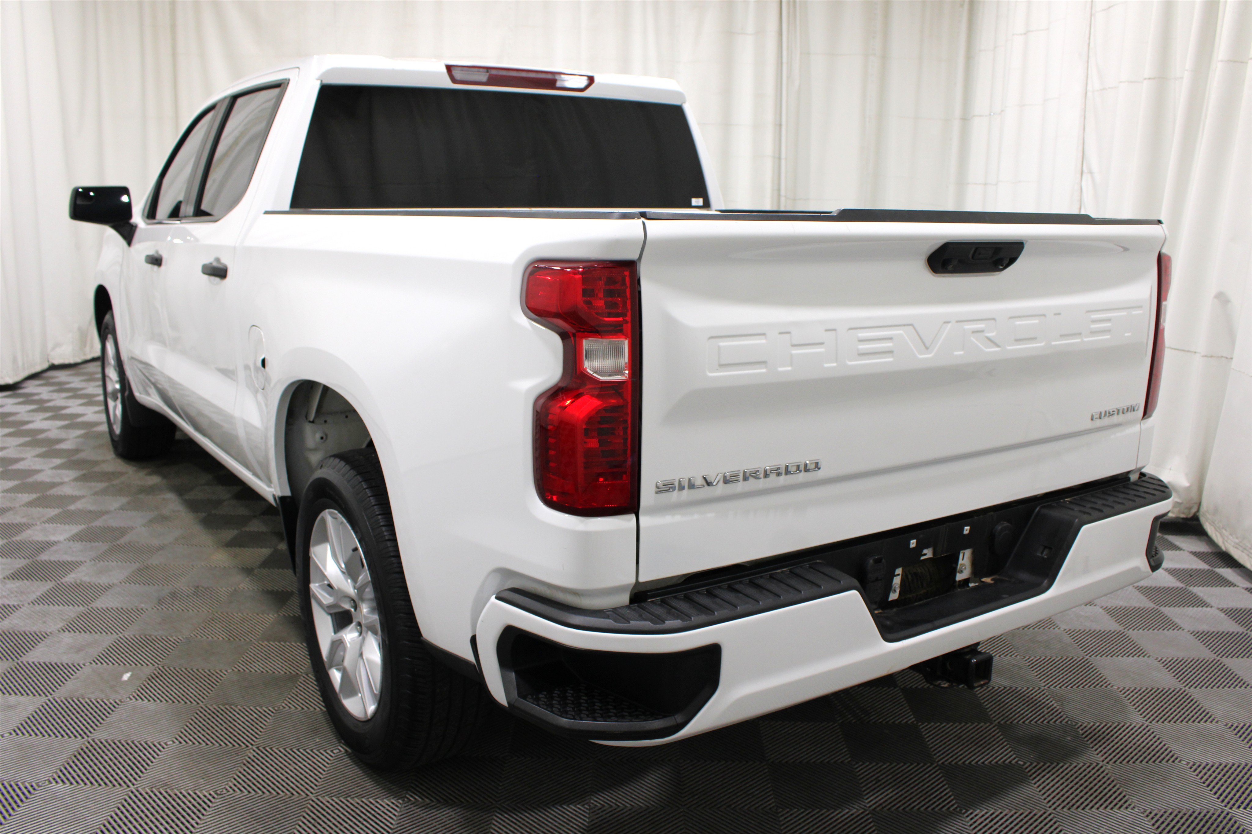 Used 2024 Chevrolet Silverado 1500 Custom RWD image 29
