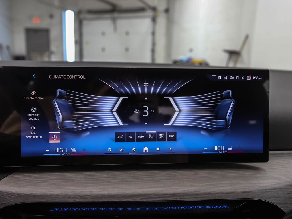 New 2026 BMW i4 xDrive40i w/ Parking Assistance Package image 18