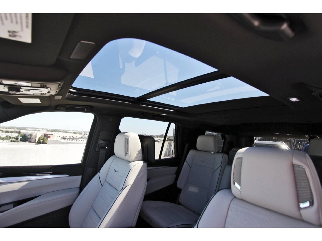 New 2027 Cadillac Escalade Sport w/ Touring Package AWD/4WD image 24