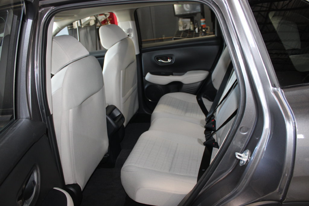 Used 2026 Honda HR-V LX image 10
