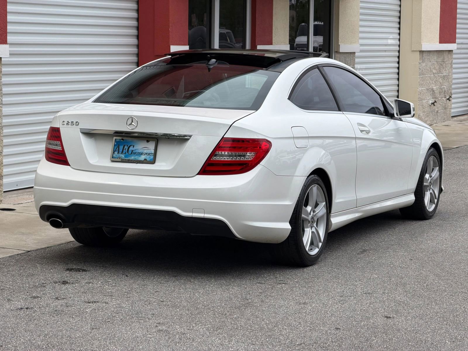 Used 2013 Mercedes-Benz C 250 Coupe image 3
