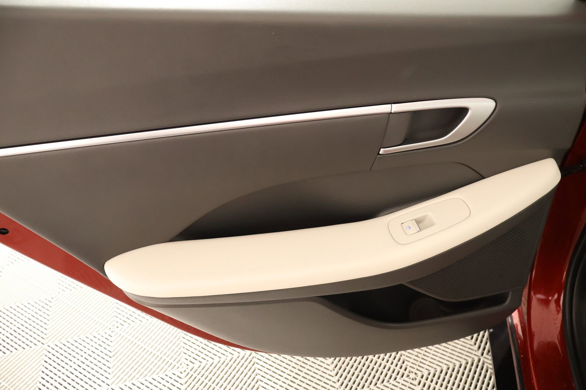 Used 2025 Hyundai Sonata SEL image 16