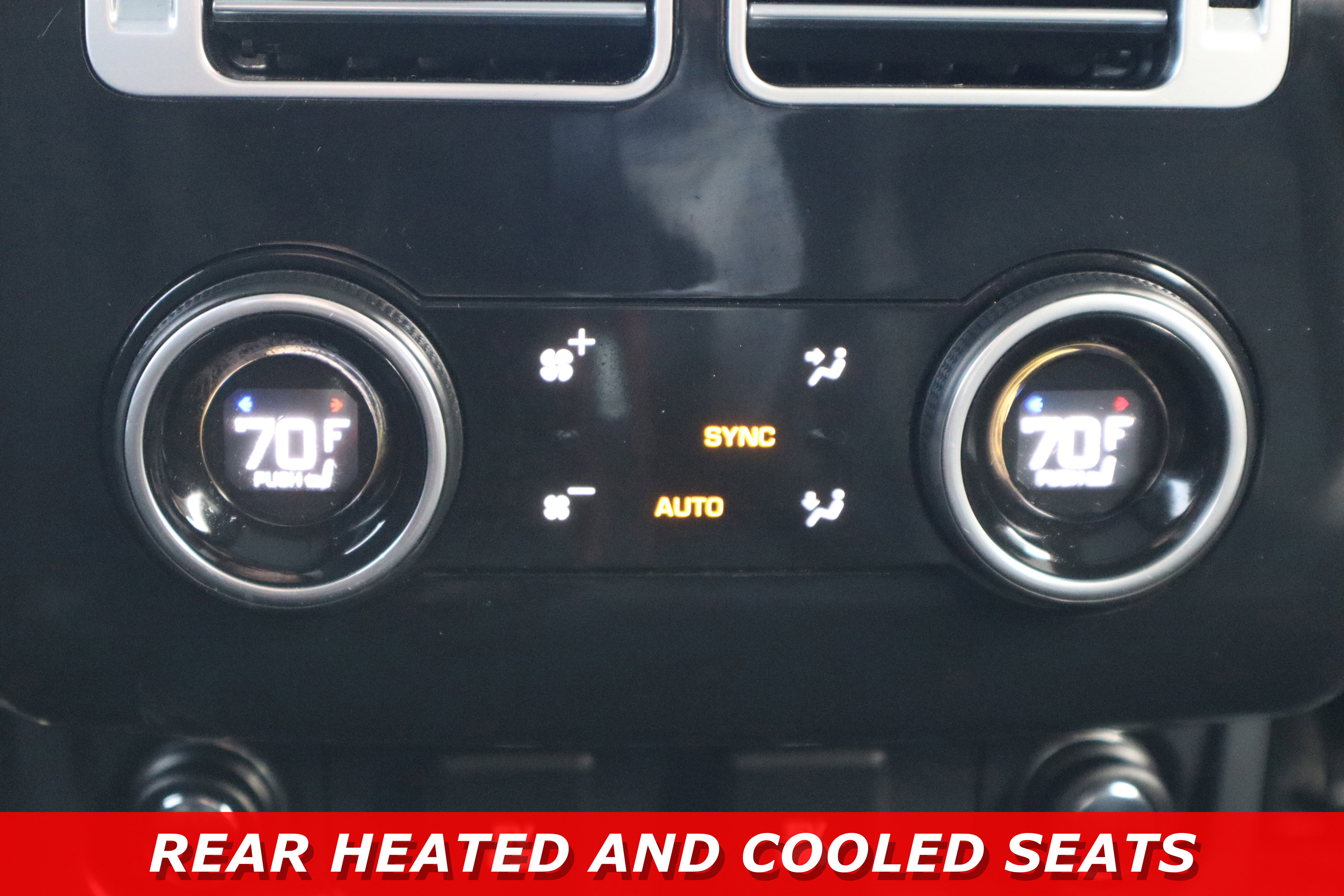 Used 2020 Land Rover Range Rover HSE image 24