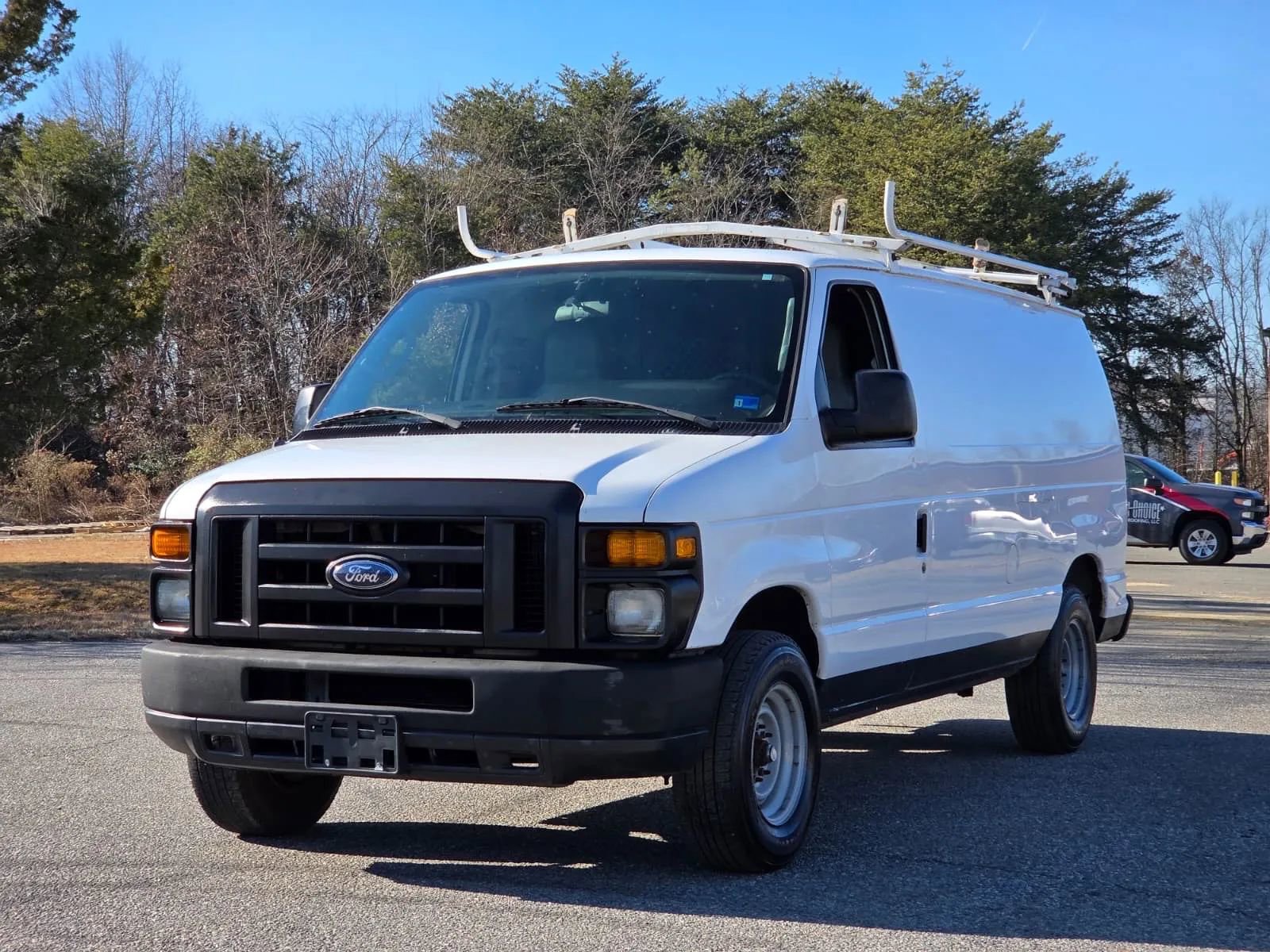 Used 2011 Ford E-150 and Econoline 150 w/ Commercial Cargo Van Pkg image 9