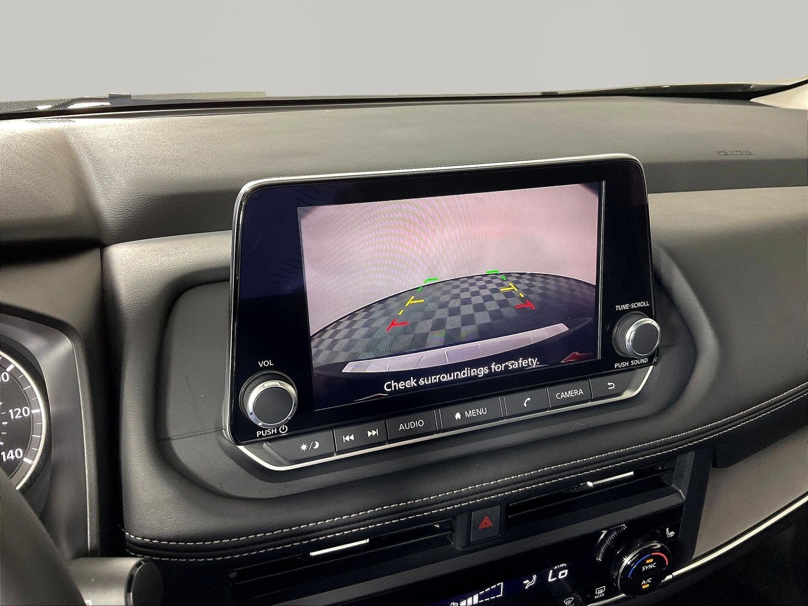 Used 2025 Nissan Rogue SV w/ SV Premium Package FWD image 14