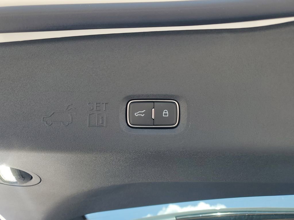 New 2025 Lincoln Navigator L Reserve image 7