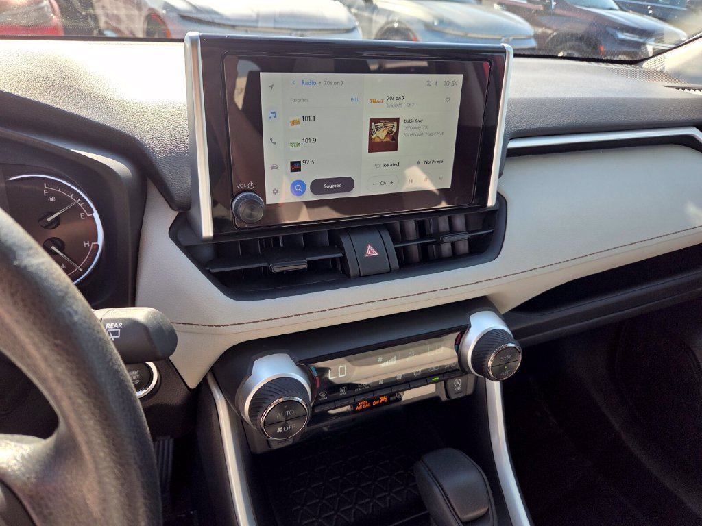 Used 2025 Toyota RAV4 XLE w/ Convenience Package FWD image 25