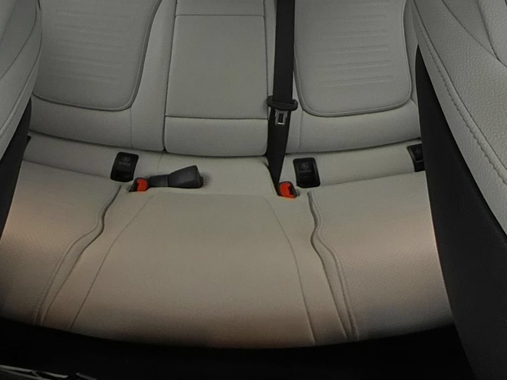 Used 2024 Mercedes-Benz C 300 Sedan image 13
