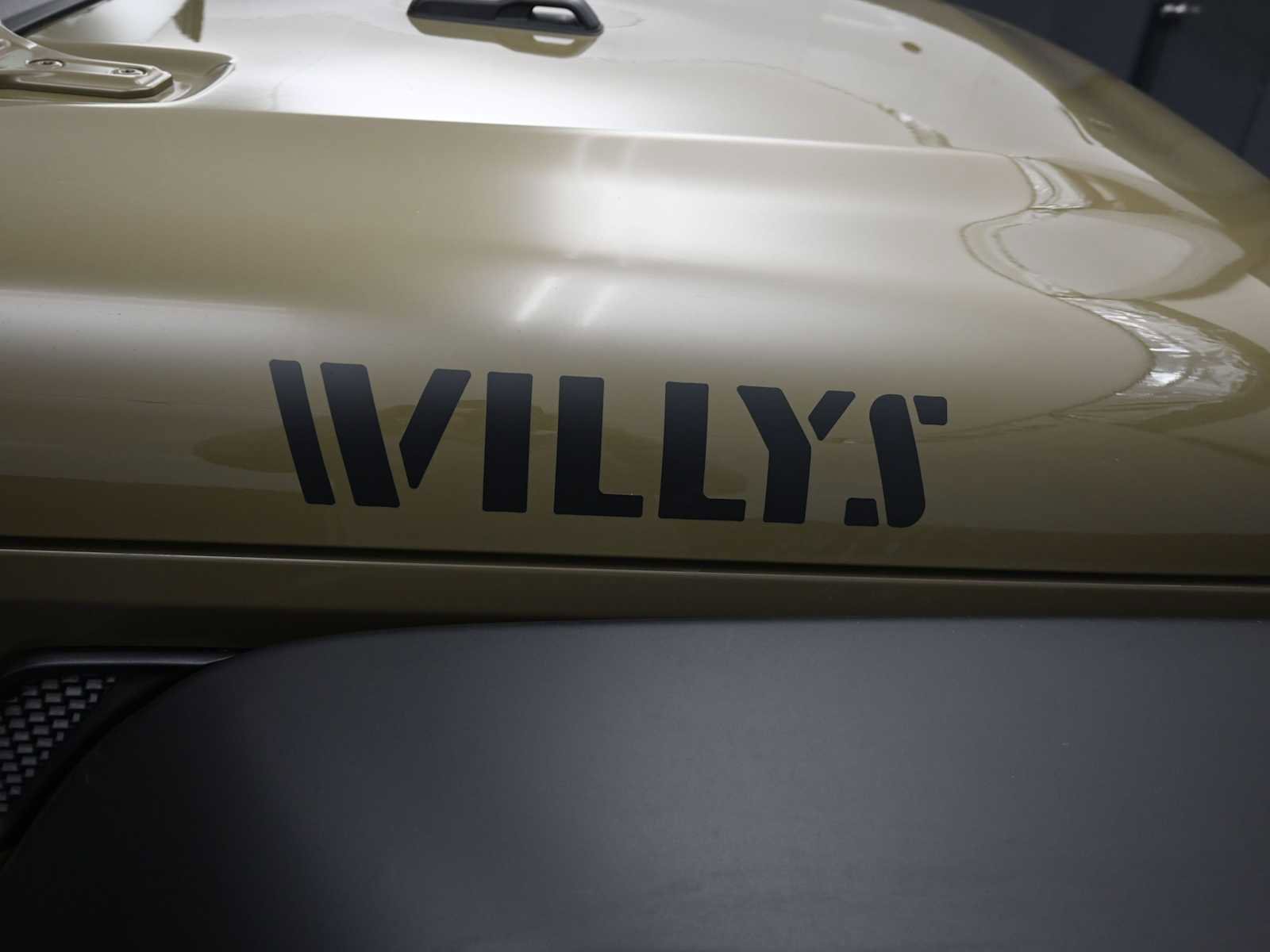 Used 2025 Jeep Wrangler Sport image 36