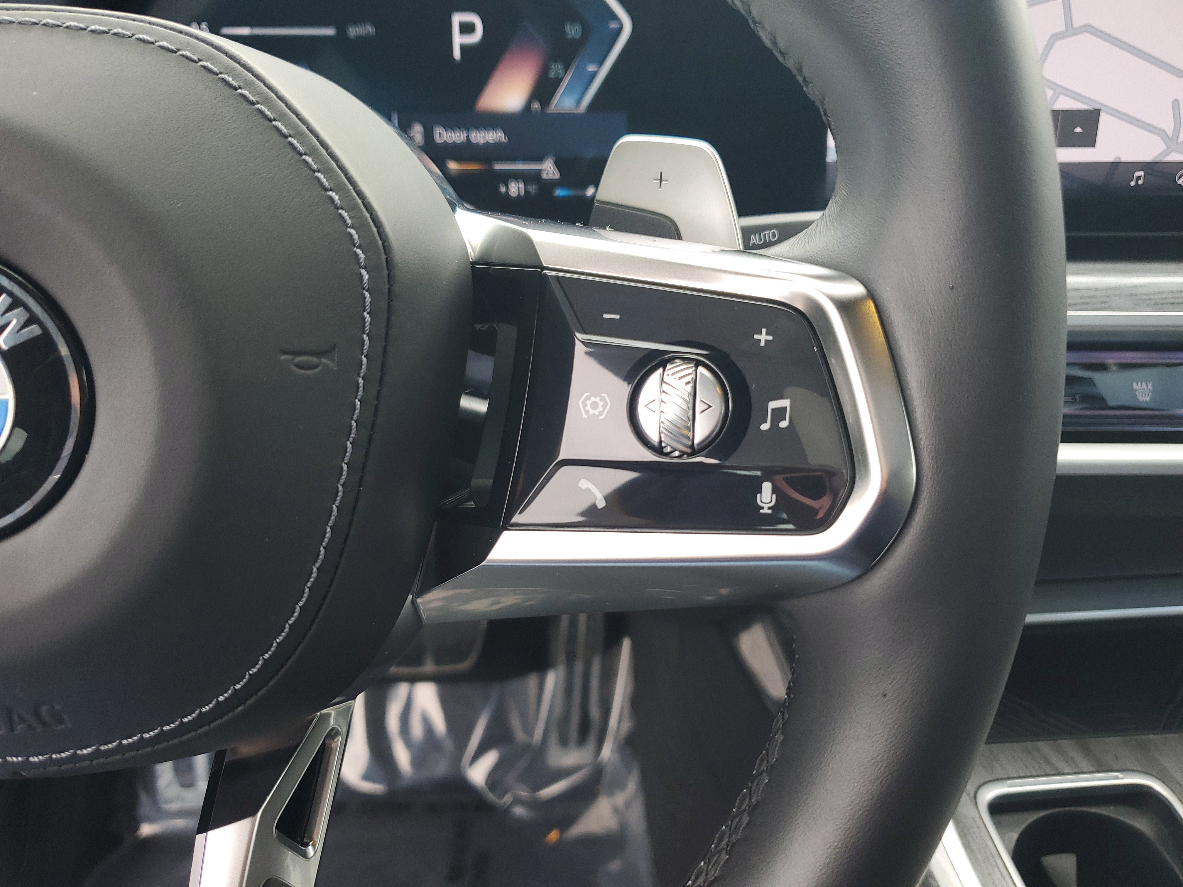 Used 2024 BMW 740i xDrive image 22