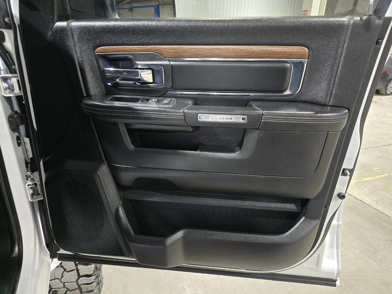 Used 2017 RAM 2500 Laramie w/ Sport Appearance Group image 42