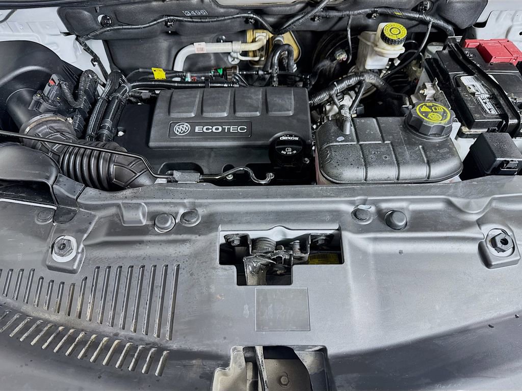 Used 2020 Buick Encore Essence FWD image 36