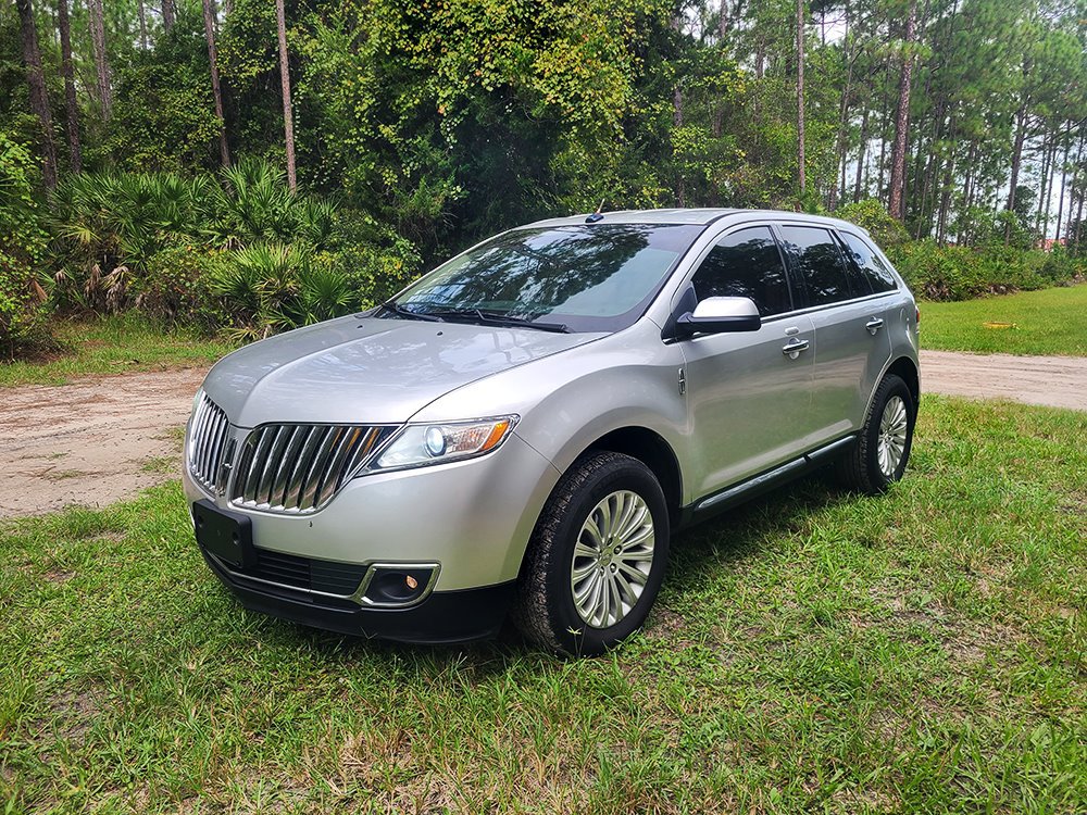 Used 2011 Lincoln MKX 2WD