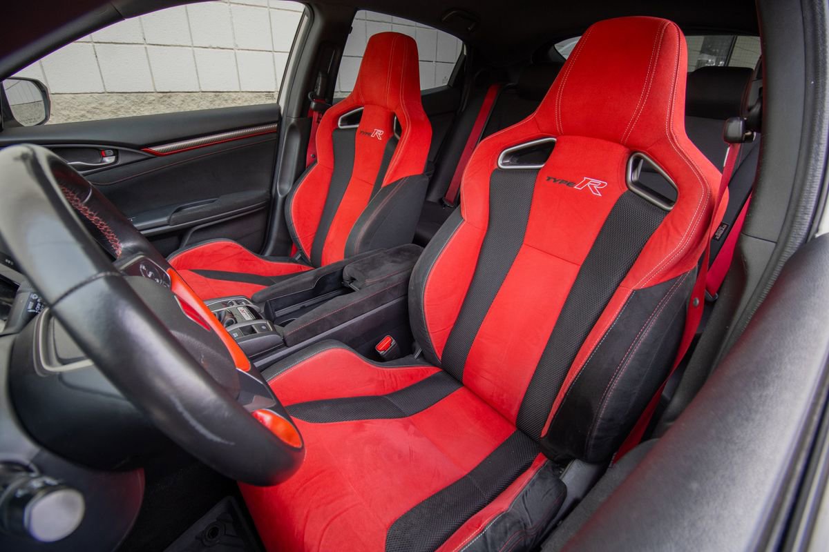 Used 2018 Honda Civic Type R image 16