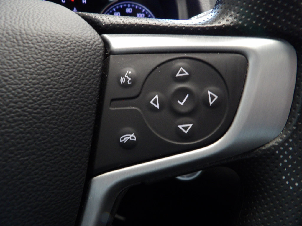 Used 2024 GMC Terrain SLE AWD/4WD image 29