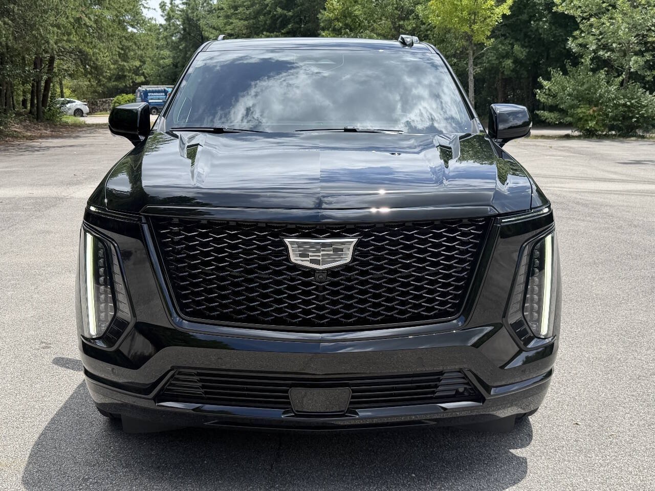 Used 2026 Cadillac Escalade Platinum Sport w/ LPO, ONYX Package AWD/4WD image 7