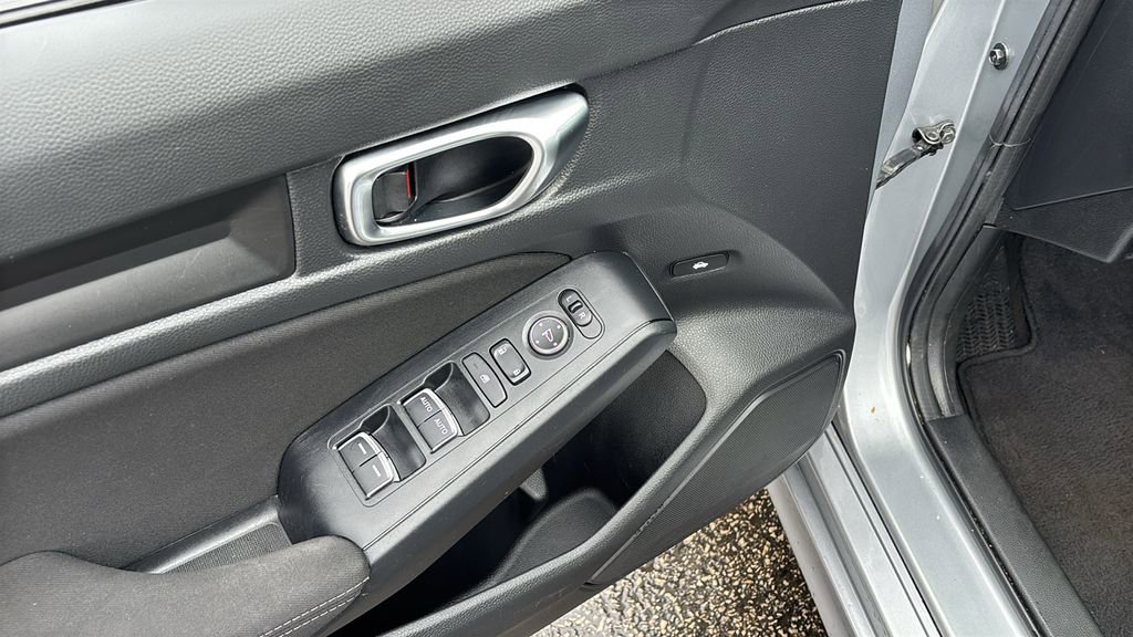 Used 2023 Honda Civic Sport image 14