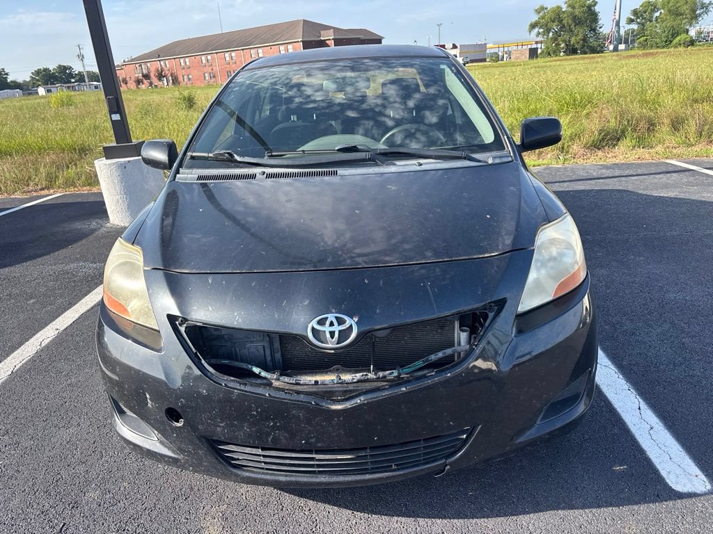 Used 2010 Toyota Yaris Sedan FWD image 2