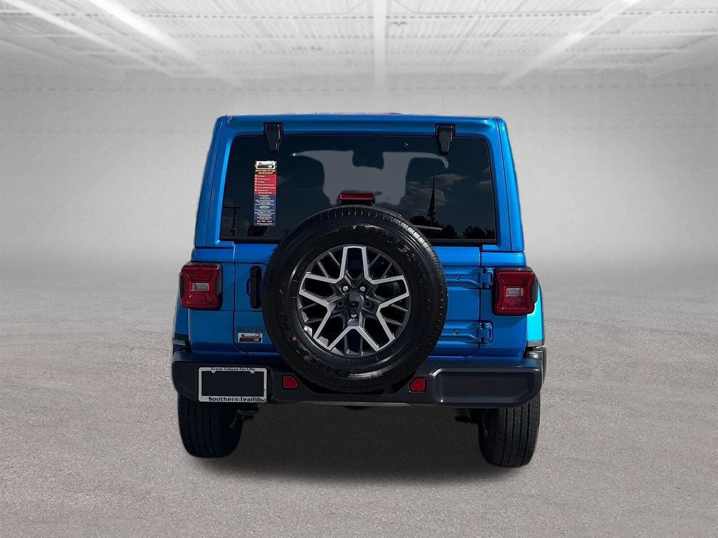 Used 2025 Jeep Wrangler Unlimited Sahara AWD/4WD image 5