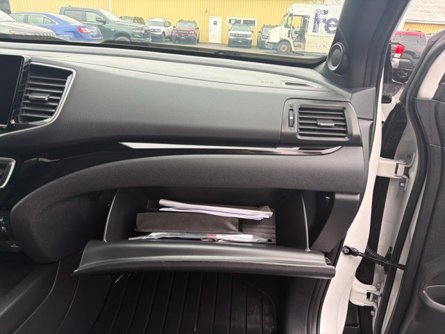 Used 2025 Honda Ridgeline Black Edition image 38