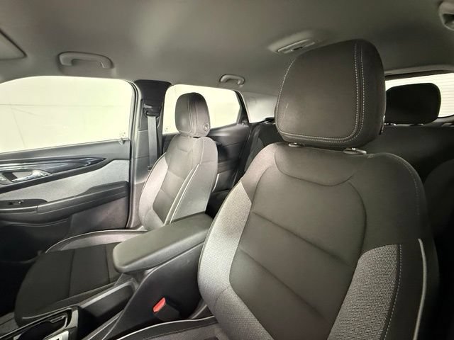 Used 2024 Chevrolet TrailBlazer LT w/ LT Cold Weather Package FWD image 5