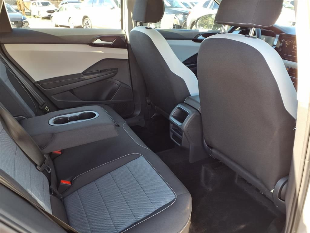 Certified 2025 Volkswagen Taos S FWD image 24