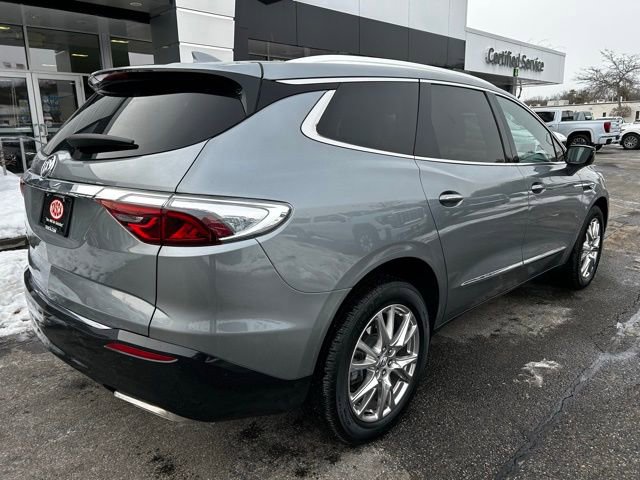 Used 2024 Buick Enclave Essence w/ Experience Buick Package image 6