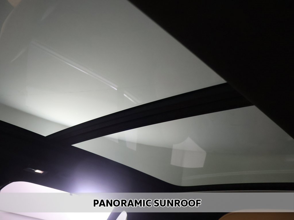 Used 2024 Volvo XC90 B6 Ultimate w/ Protection Package Premier image 4