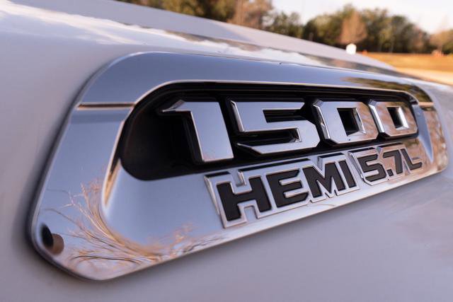 Used 2021 RAM 1500 Limited w/ Body Color Bumper Group image 47