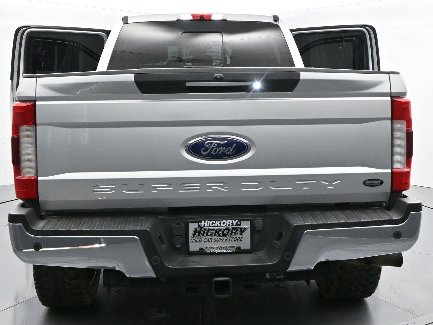 Used 2019 Ford F250 Lariat w/ Lariat Ultimate Package image 48