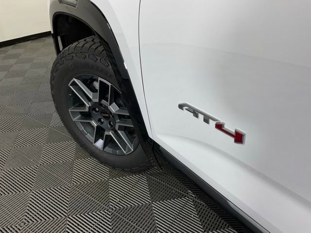 New 2026 GMC Terrain AT4 w/ LPO, Floor Liner Package image 44