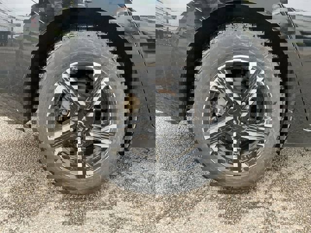 Used 2024 Nissan Sentra SV image 8