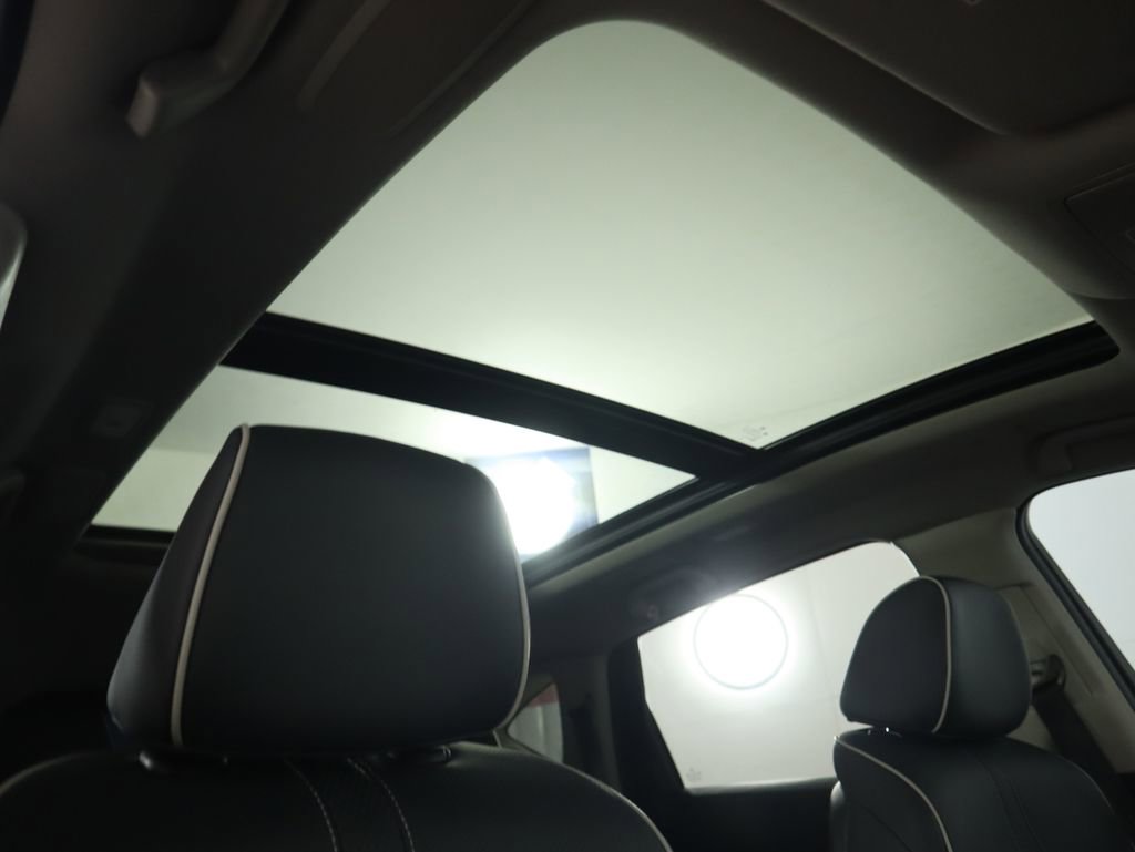 Used 2023 Acura RDX AWD w/ Advance Package image 19