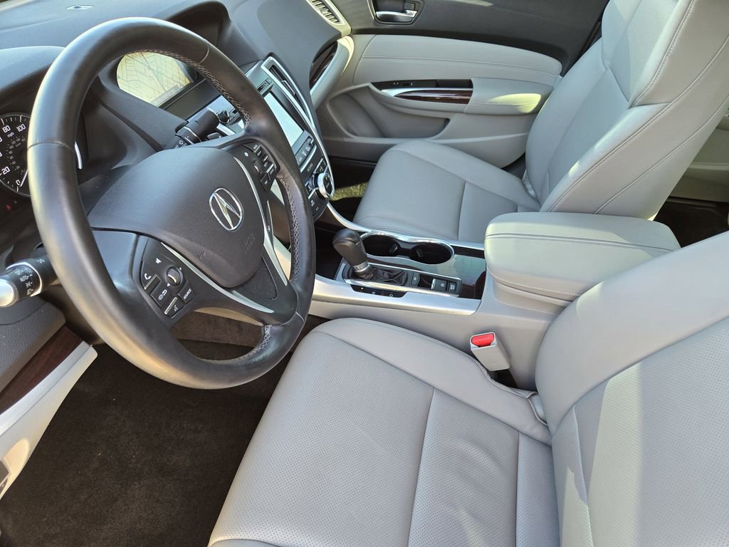 Used 2017 Acura TLX w/ Technology Package image 14