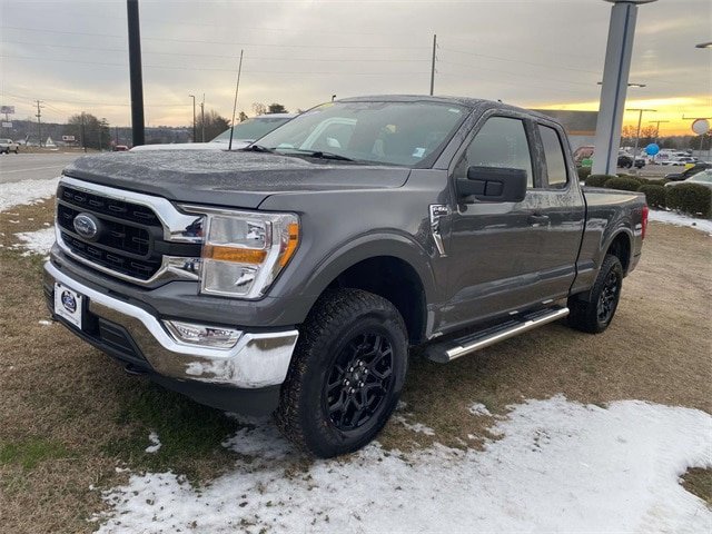 Certified 2022 Ford F150 XLT AWD/4WD image 3