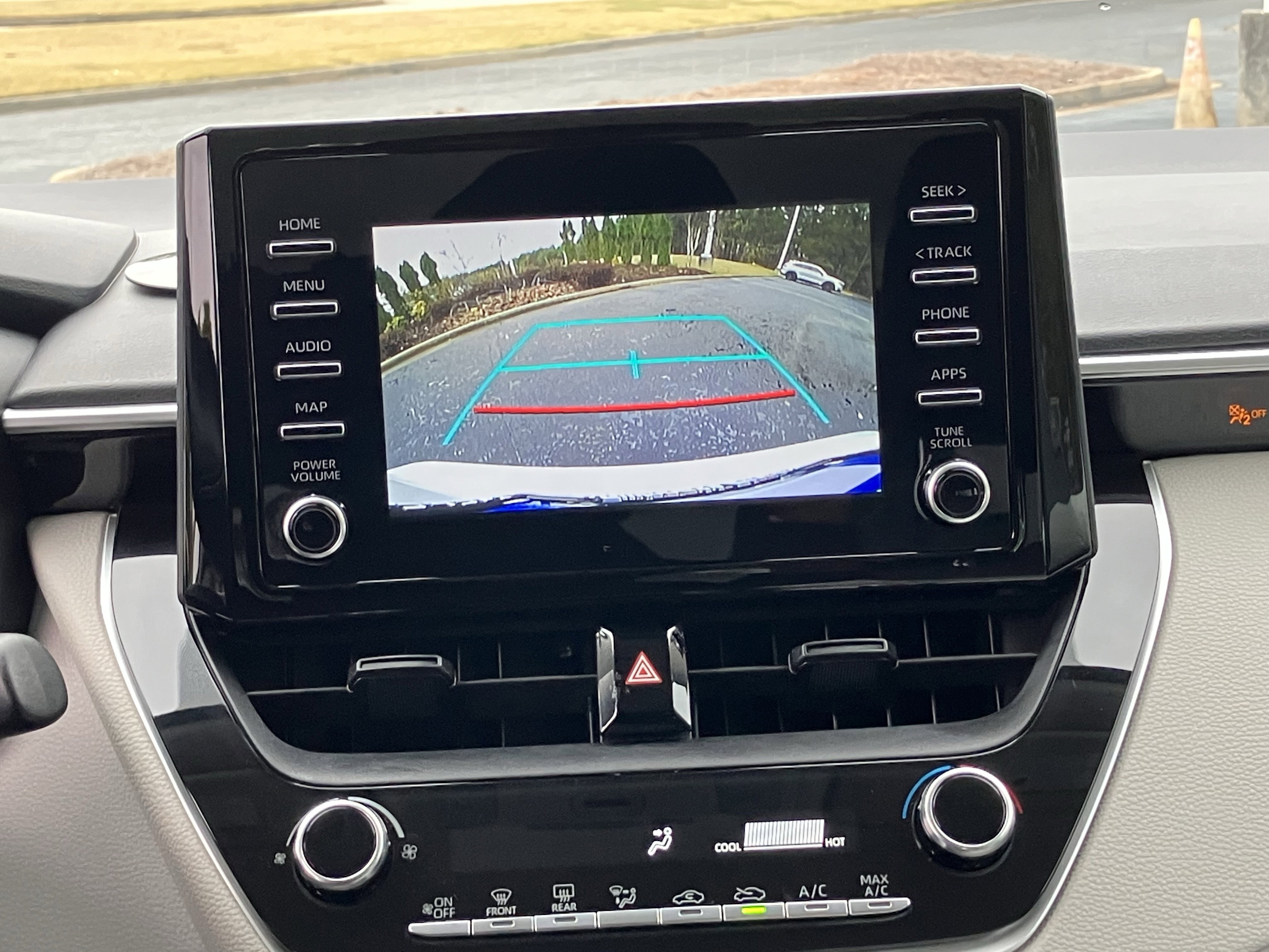 Used 2020 Toyota Corolla L image 27