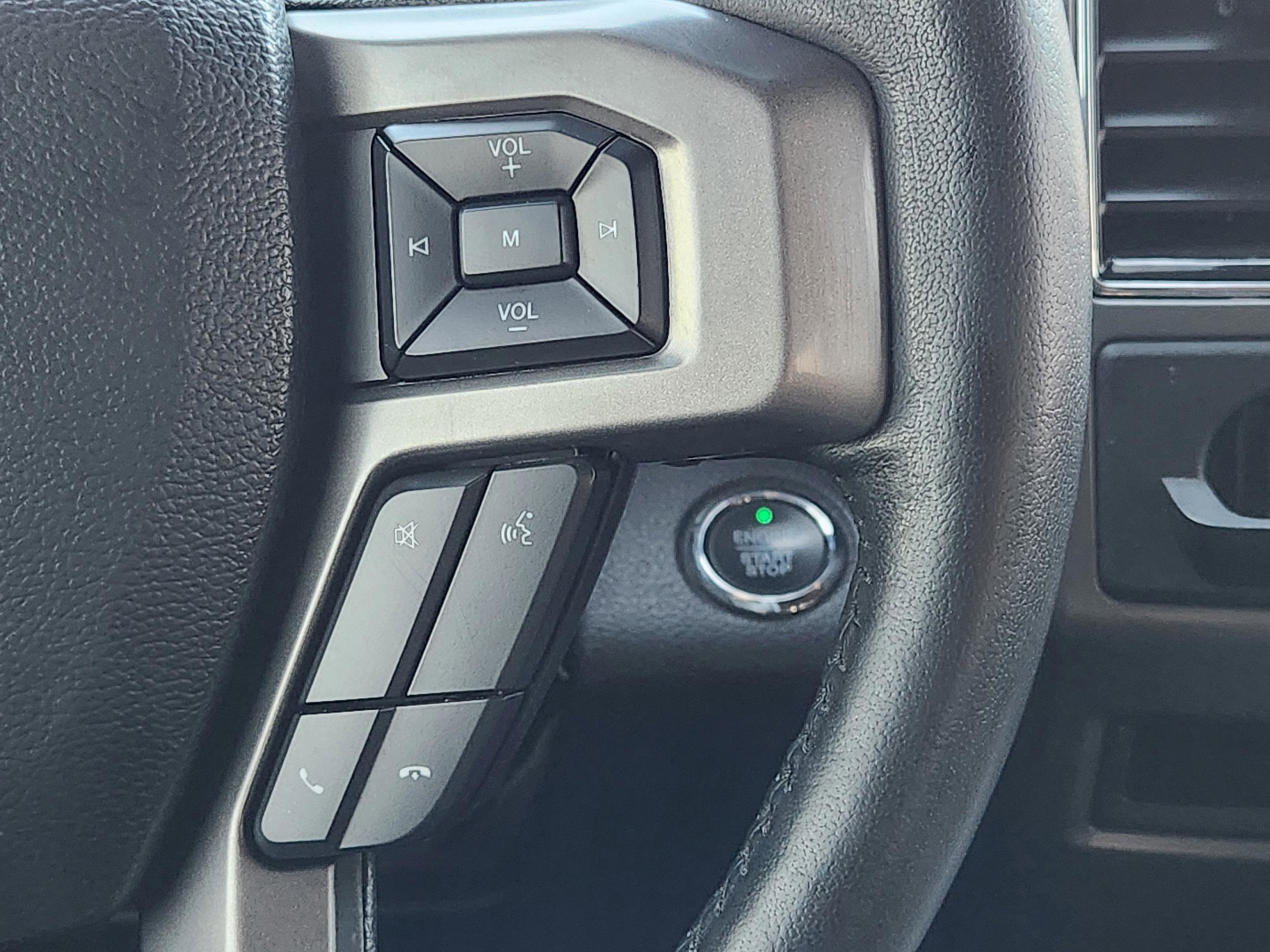 Used 2021 Ford Expedition Max XLT image 25