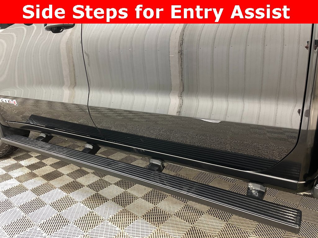 Certified 2021 GMC Sierra 1500 AT4 w/ AT4 Value Package image 17