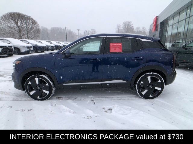 Certified 2025 Nissan Kicks SR w/ Interior Electronics Package image 3
