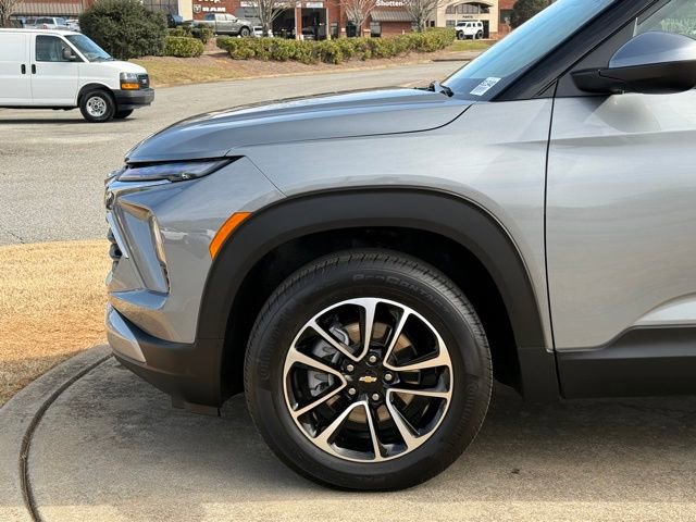 Used 2025 Chevrolet TrailBlazer LT image 12