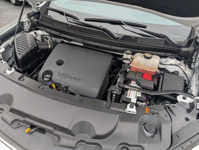 Used 2023 Chevrolet Traverse LT image 36