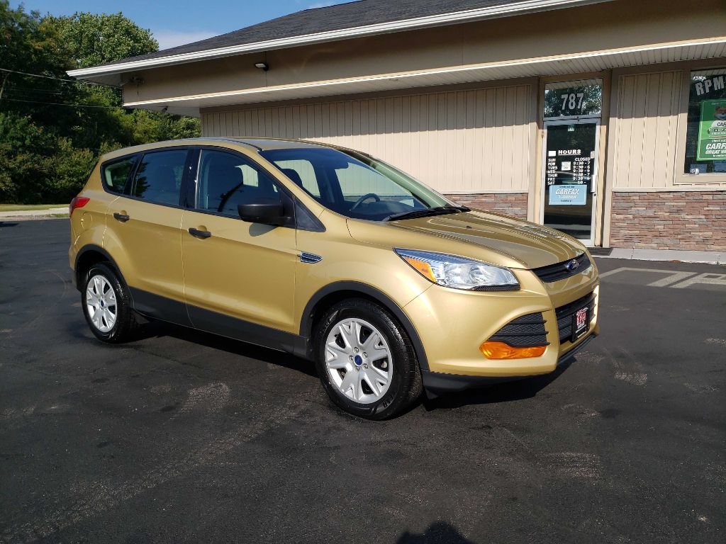 Used 2014 Ford Escape S FWD image 1