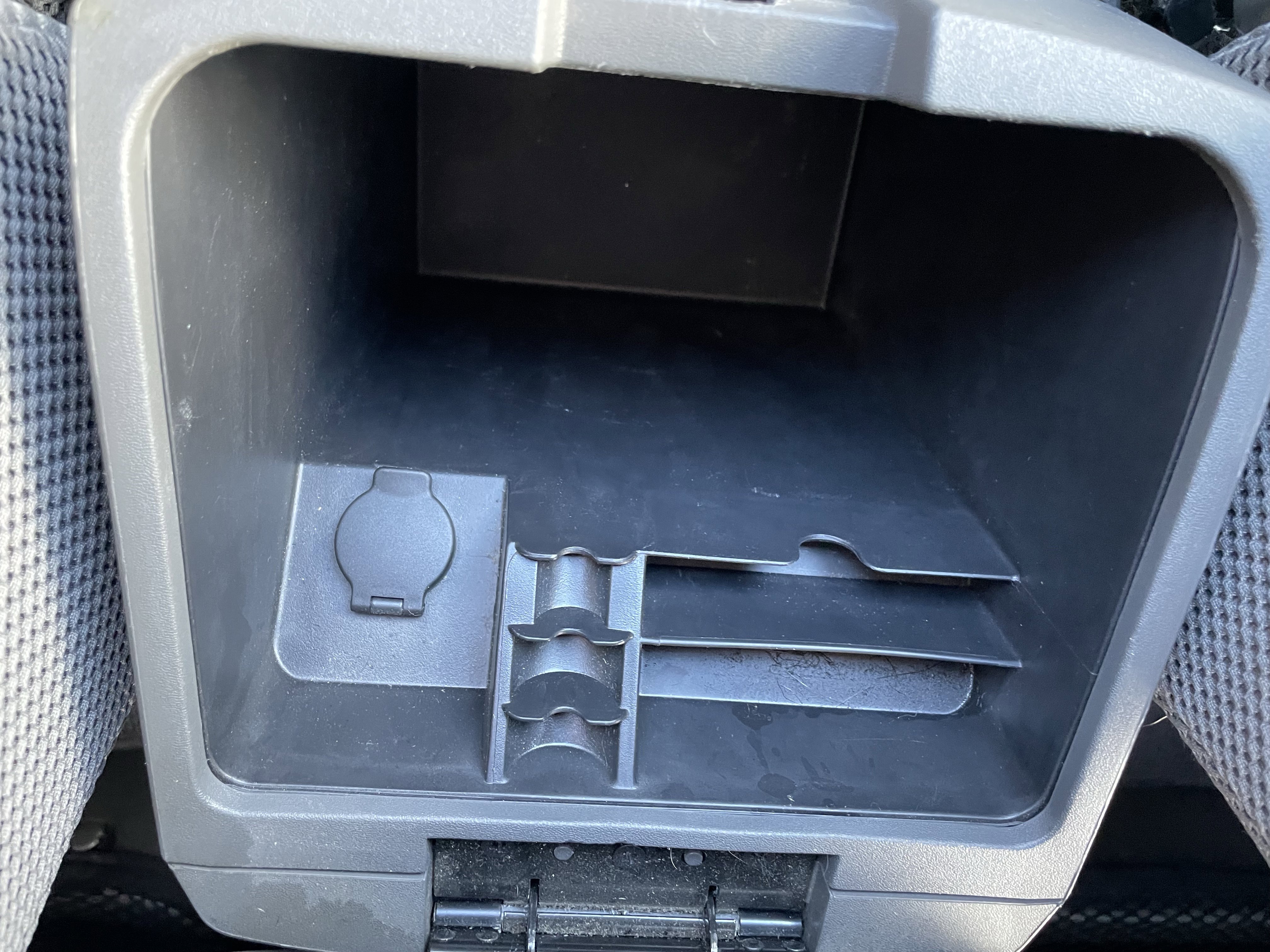 Used 2017 Nissan Frontier SV w/ SV Value Truck Package image 26