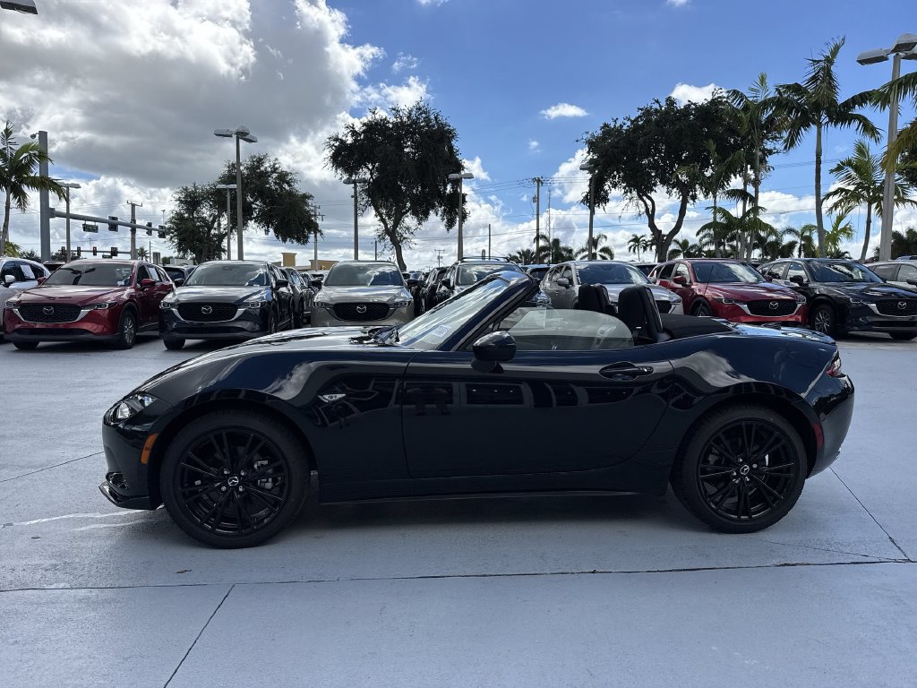 New 2026 MAZDA MX-5 Miata Club w/ Interior Package RWD image 27