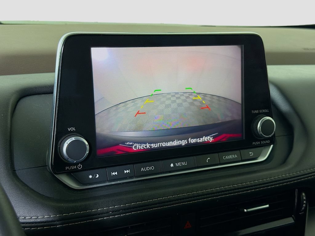 Used 2022 Nissan Rogue SV FWD image 18